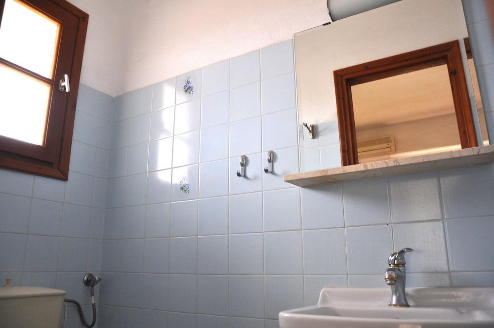Michalis Apartments Near The Beaches With Sea View Páros Buitenkant foto