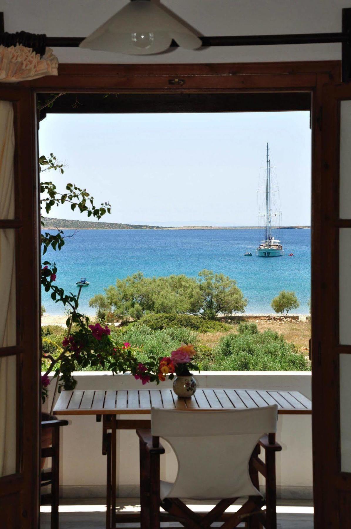 Michalis Apartments Near The Beaches With Sea View Páros Buitenkant foto
